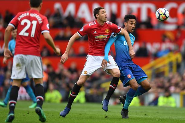 球队坚韧的 球队坚韧的