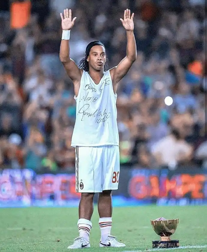 菲利克斯始 菲利克斯始